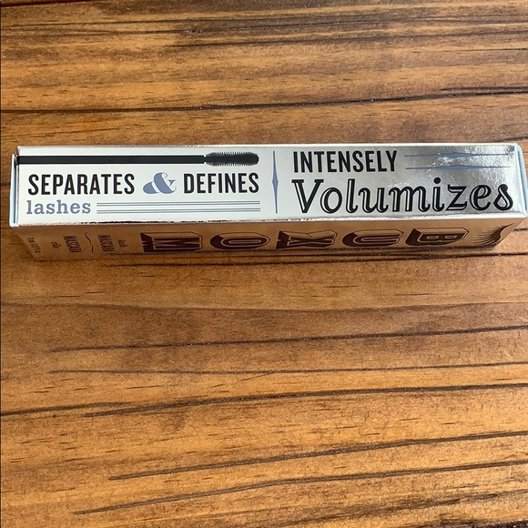Buxom Lash Volumizing Mascara - Picture 4 of 7